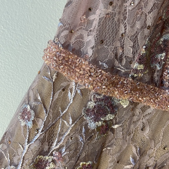 Mac Duggal embroidered floral pink a-line plunge gown - 67481 - Picture 12 of 14